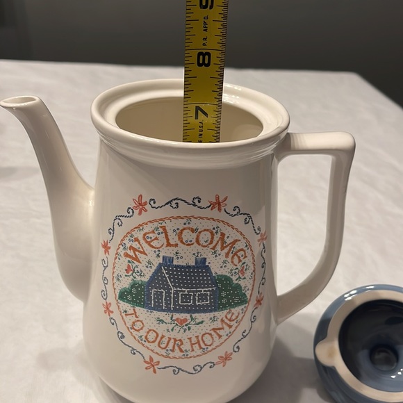 Welcome To Our Home vintage Coffee Pot Server 80s vtg kitchen cottage - Picture 9 of 11